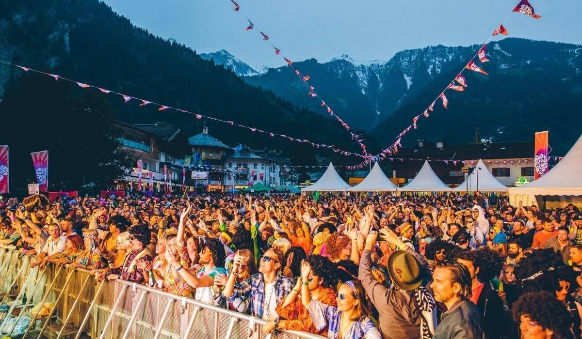 Snowbombing